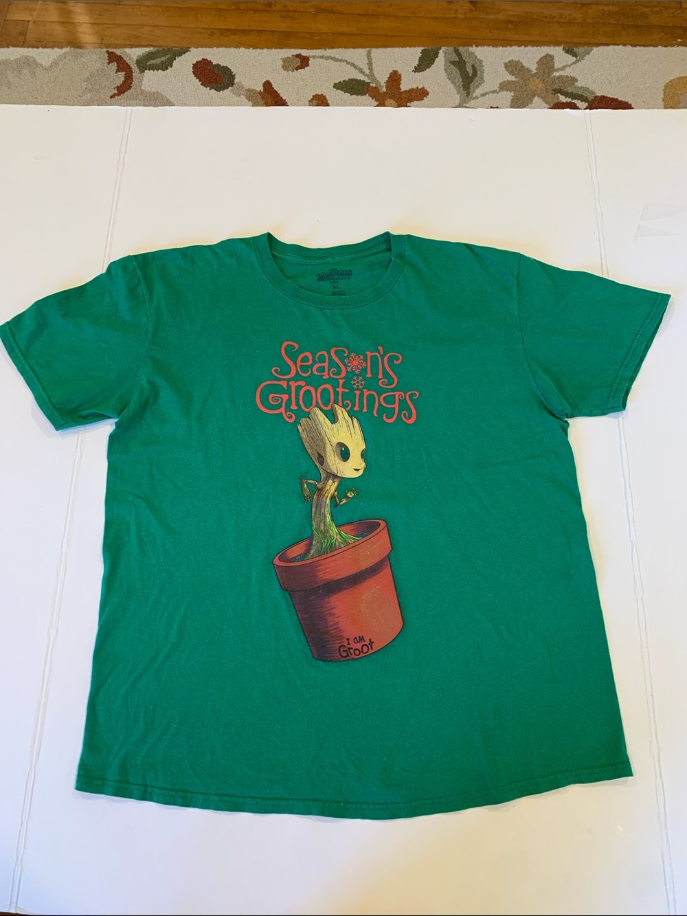 Unisex Men’s XL Extra Large Holiday Green Potted Baby Groot Short Sleeve T-Shirt